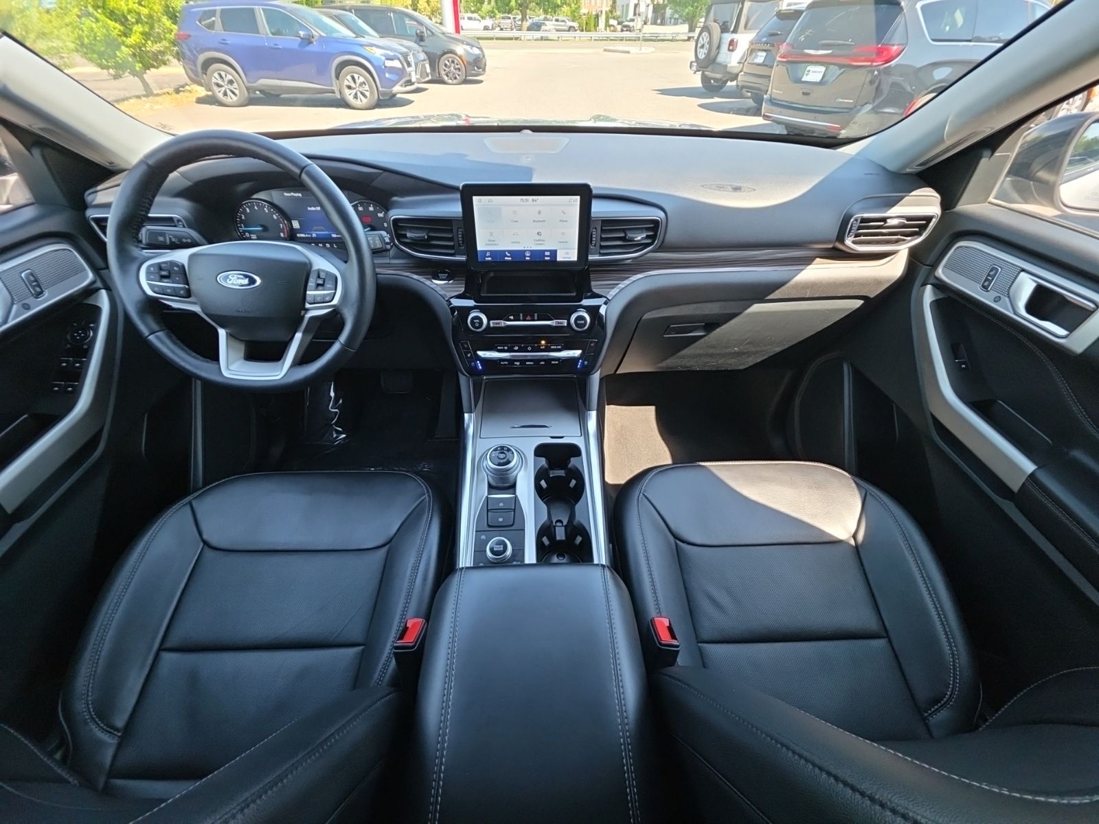 Used 2023 Silver Ford Limited image 23