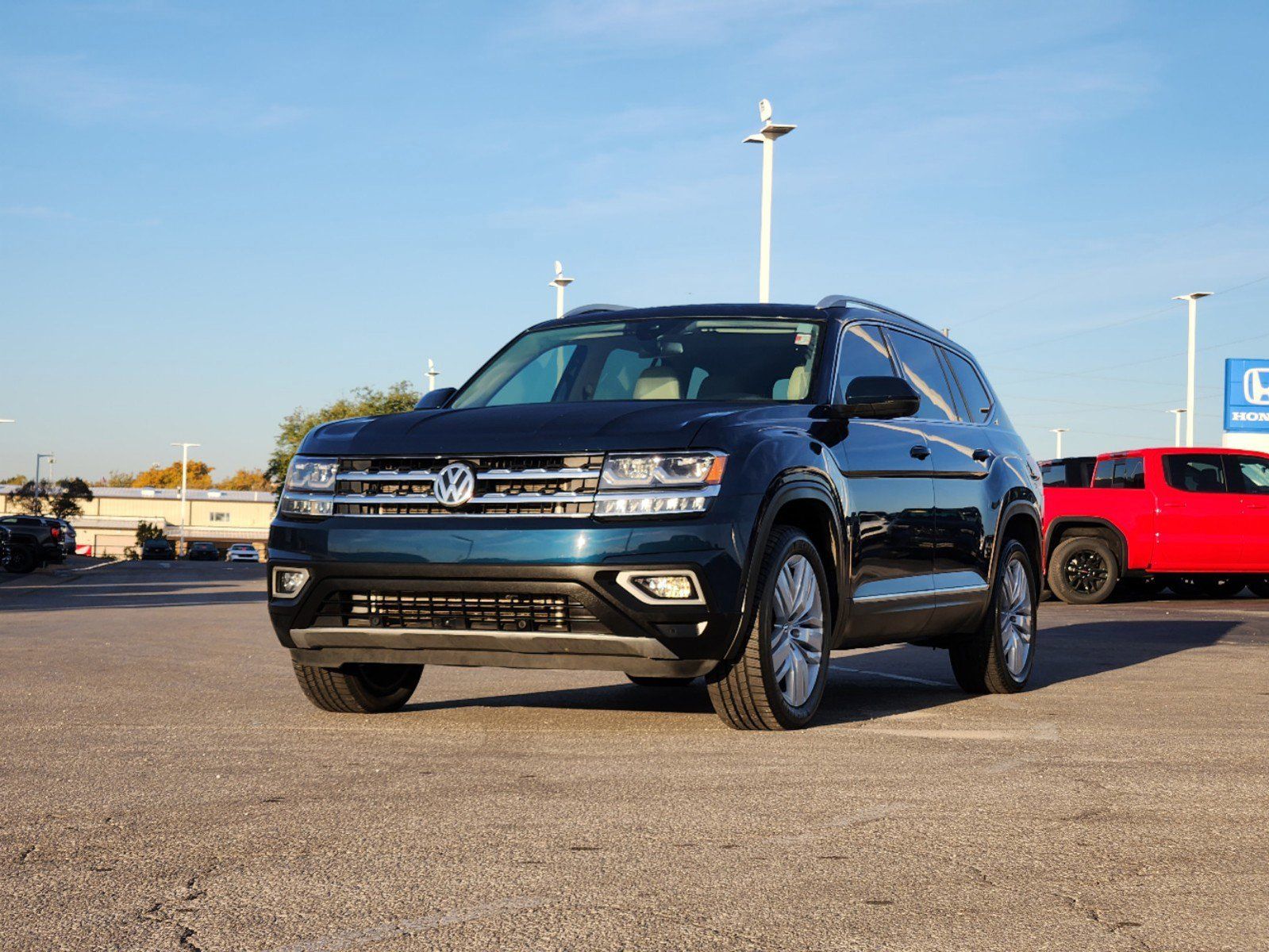 2018 Volkswagen Atlas SEL Premium 3