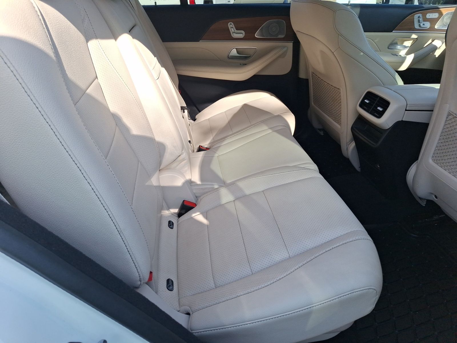 car-gallery-32