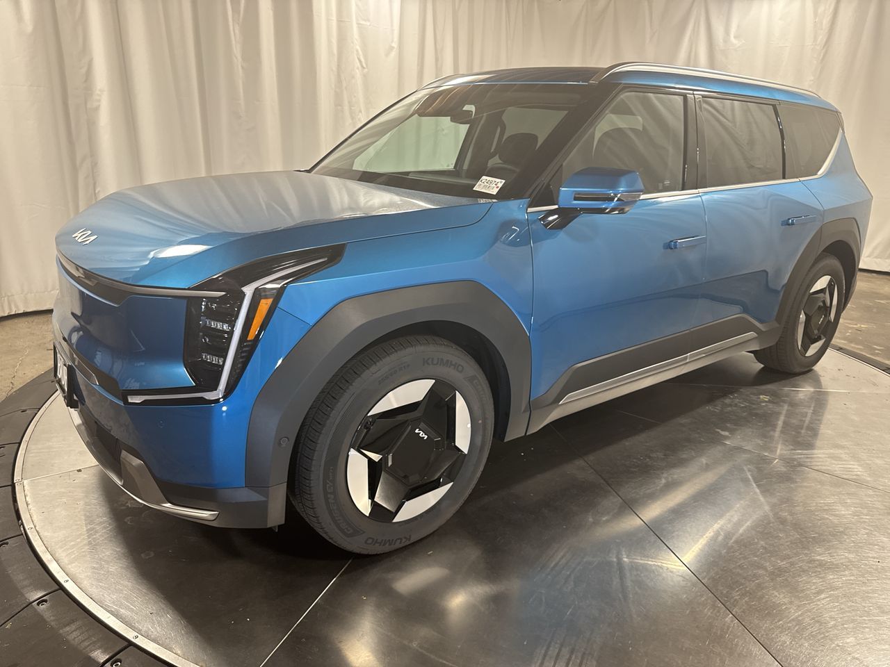 2026 Kia EV9 Wind