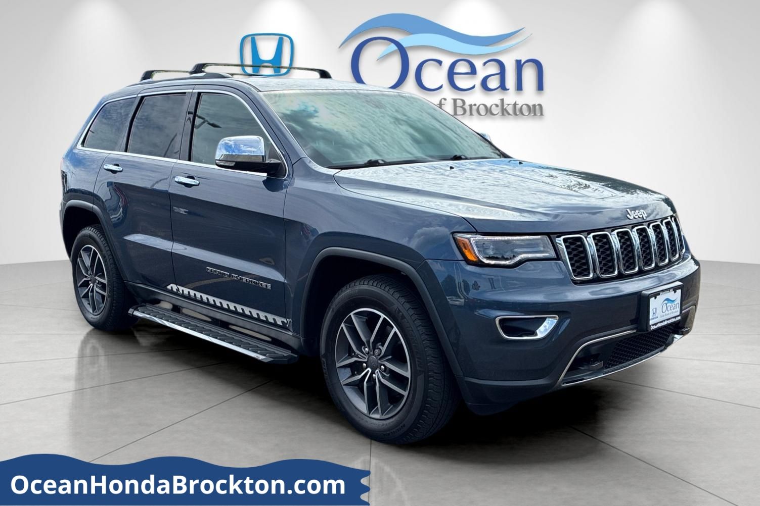 Slate Blue Pearlcoat 2019 Jeep Grand Cherokee SUV / Crossover Four-Wheel Drive 8-Speed Automatic