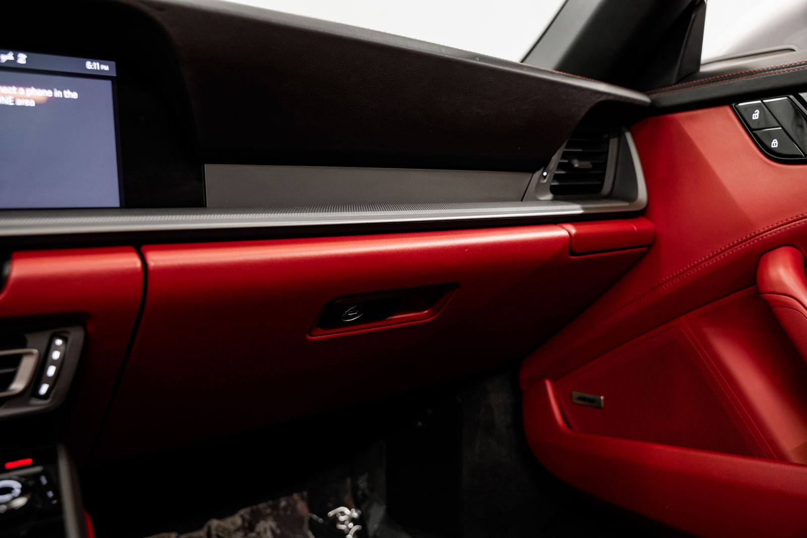 2021 Porsche 911 Carrera 4S — photo 19