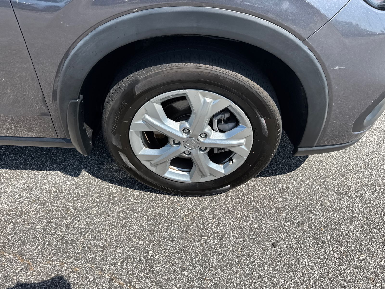 Used 2023 Gray Honda LX image 12