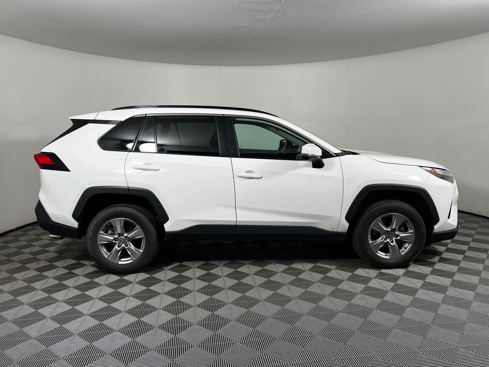 Thumbnail: 2025 Toyota RAV4 - 4