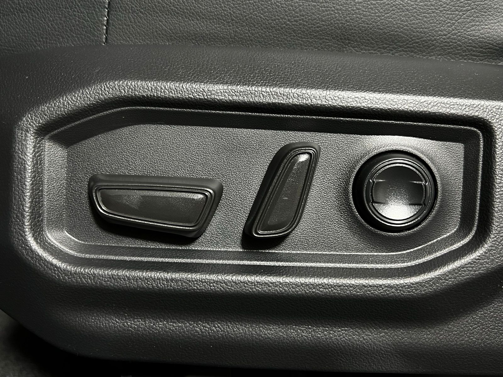 Thumbnail: 2026 Toyota Tundra - 11