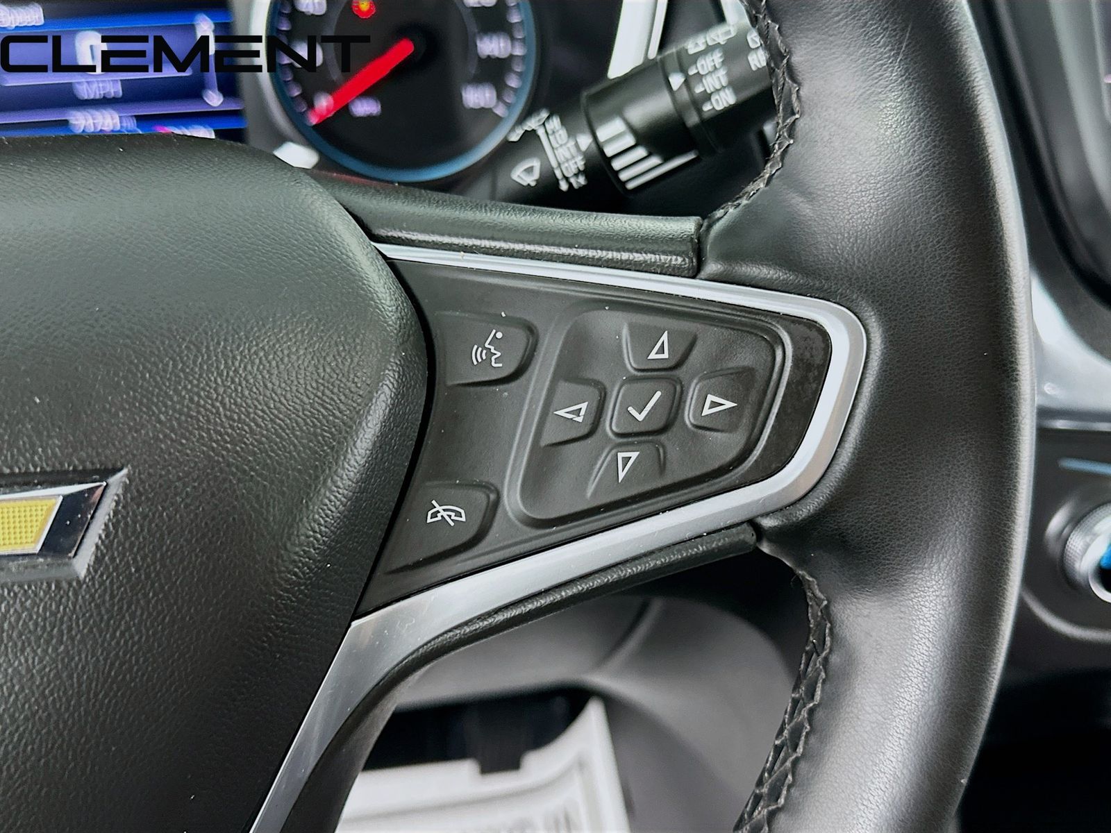 used 2023 Chevrolet Equinox car, priced at $19,299
