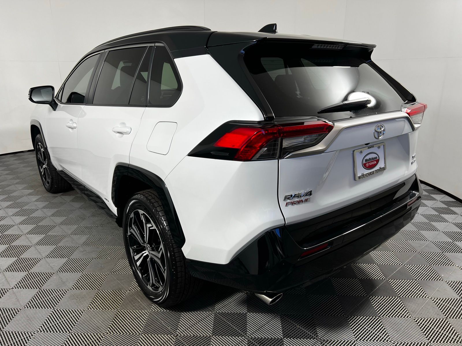 Thumbnail: 2025 Toyota RAV4 - 7