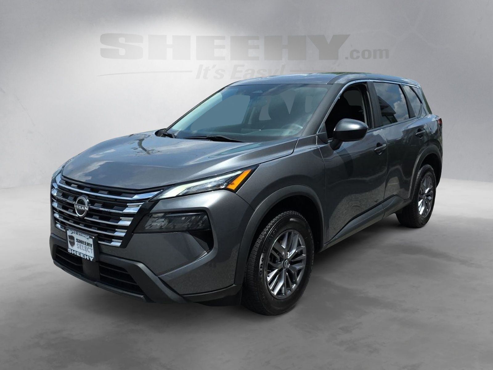 Used 2024 Gray Nissan S image 17