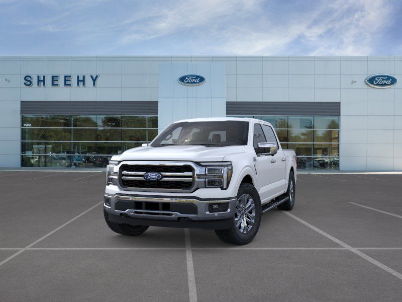 New 2026 Star White Metallic Tri-Coat Ford Lariat image 4
