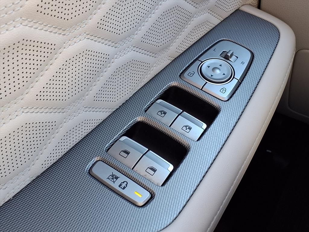 2021 Hyundai Palisade Calligraphy White at Victoria Chrysler Dodge Jeep Ram