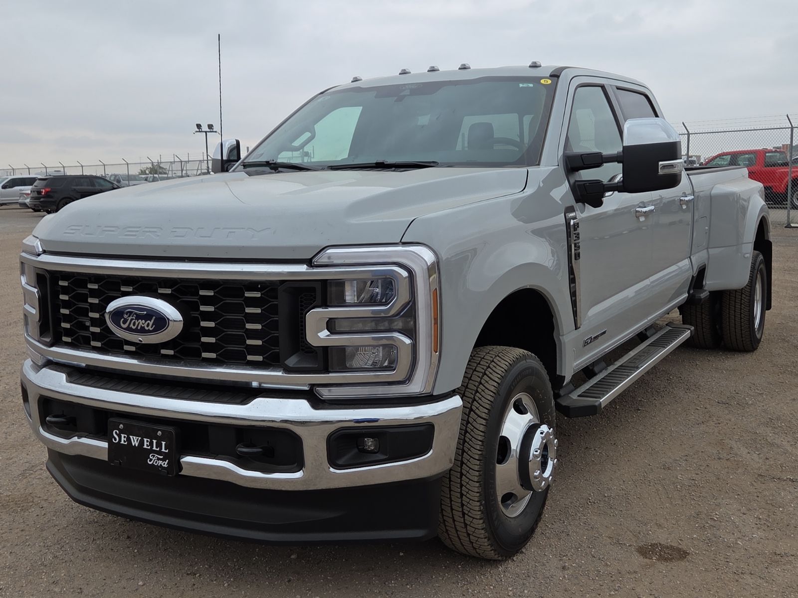 2026 Ford F-350SD Lariat