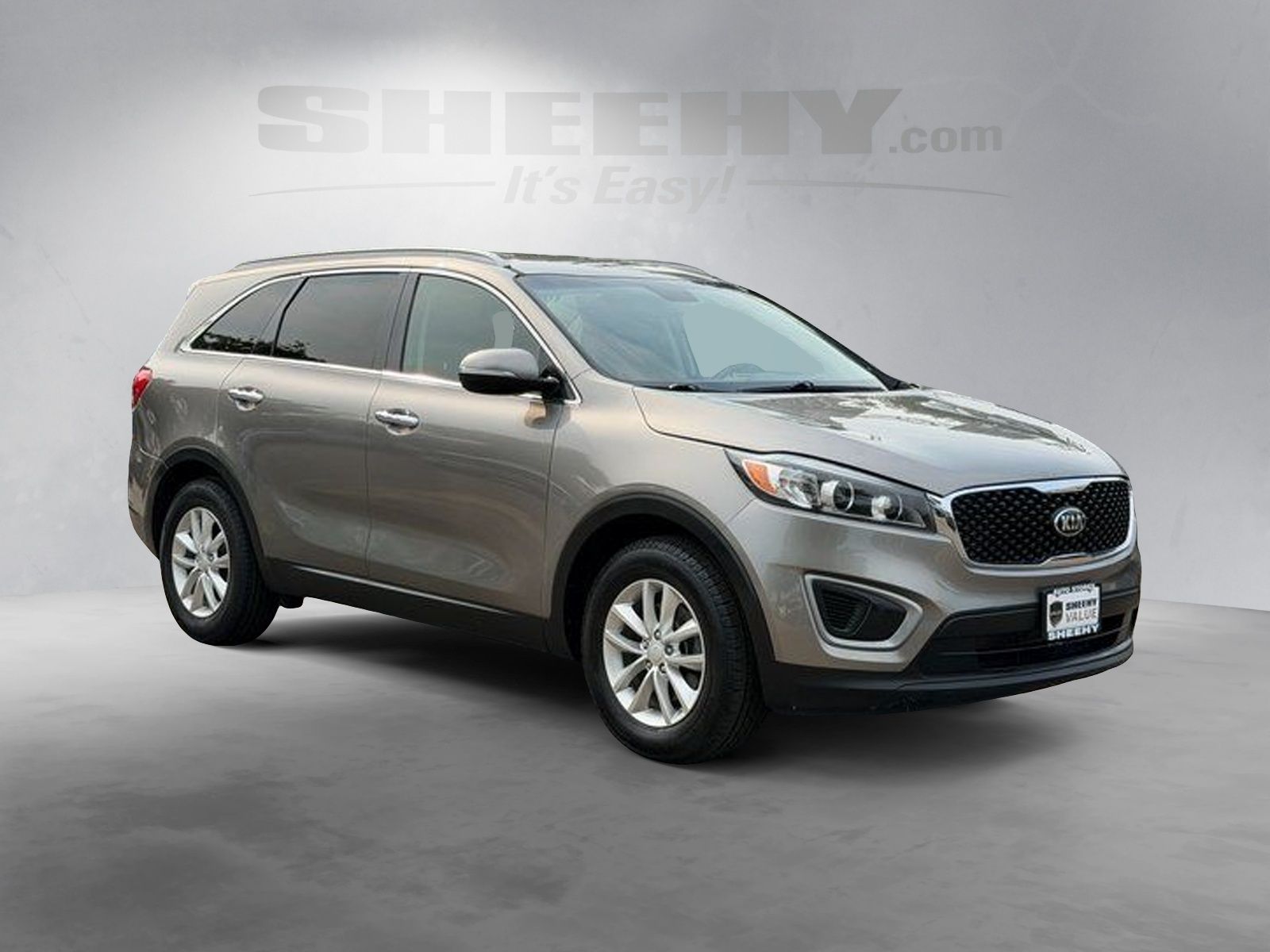 Used 2017 Titanium Silver Kia LX image 2