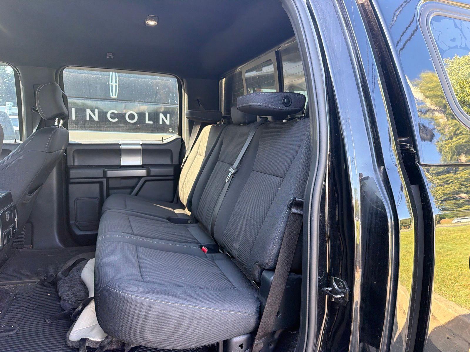 Used 2017 Shadow Black Ford XLT image 7