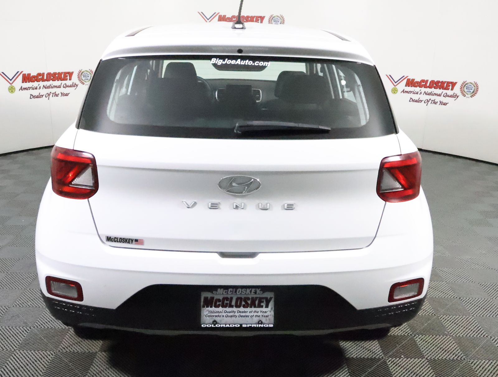 2024 Hyundai Venue SE photo