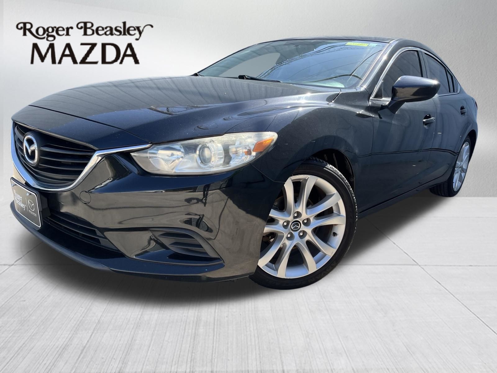 Jet Black Mica 2016 Mazda MAZDA6 Sedan Front-Wheel Drive 6-Speed Automatic