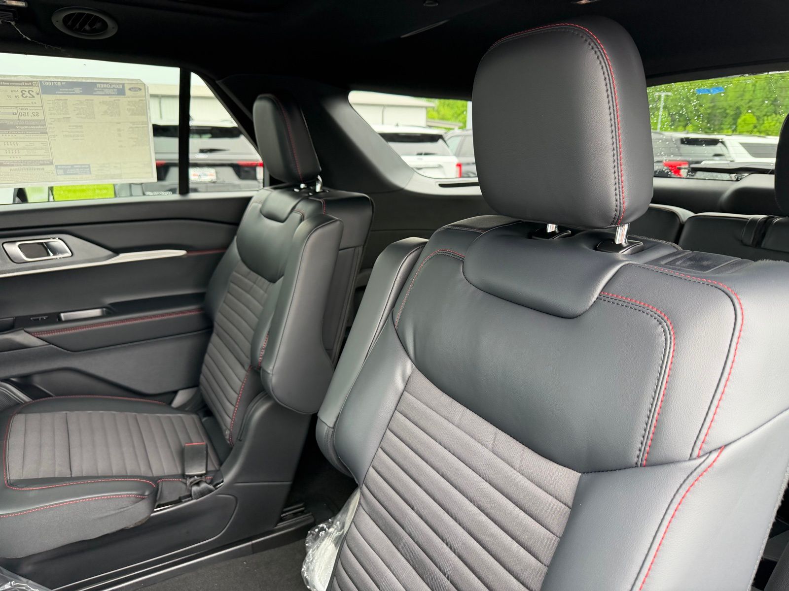 2026 Ford Explorer image 14