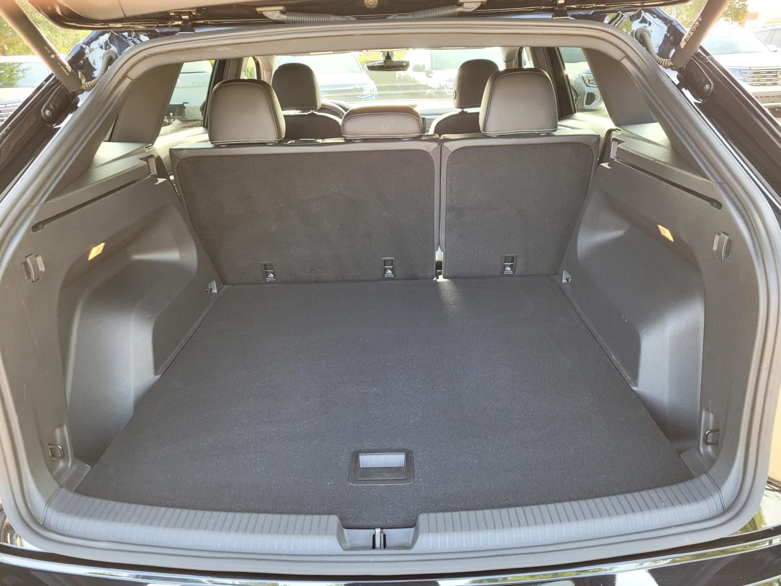 used 2023 Volkswagen Atlas Cross Sport car, priced at $28,000