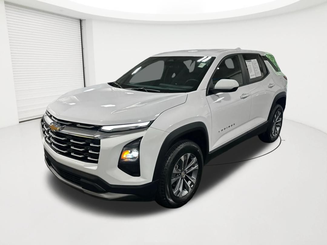 Summit White 2026 Chevrolet Equinox SUV / Crossover Four-Wheel Drive 8-Speed Automatic