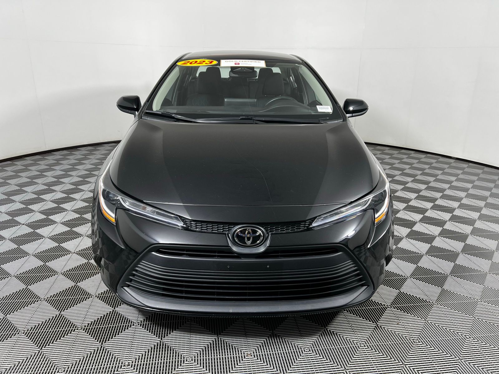 2023 Toyota Corolla LE 2