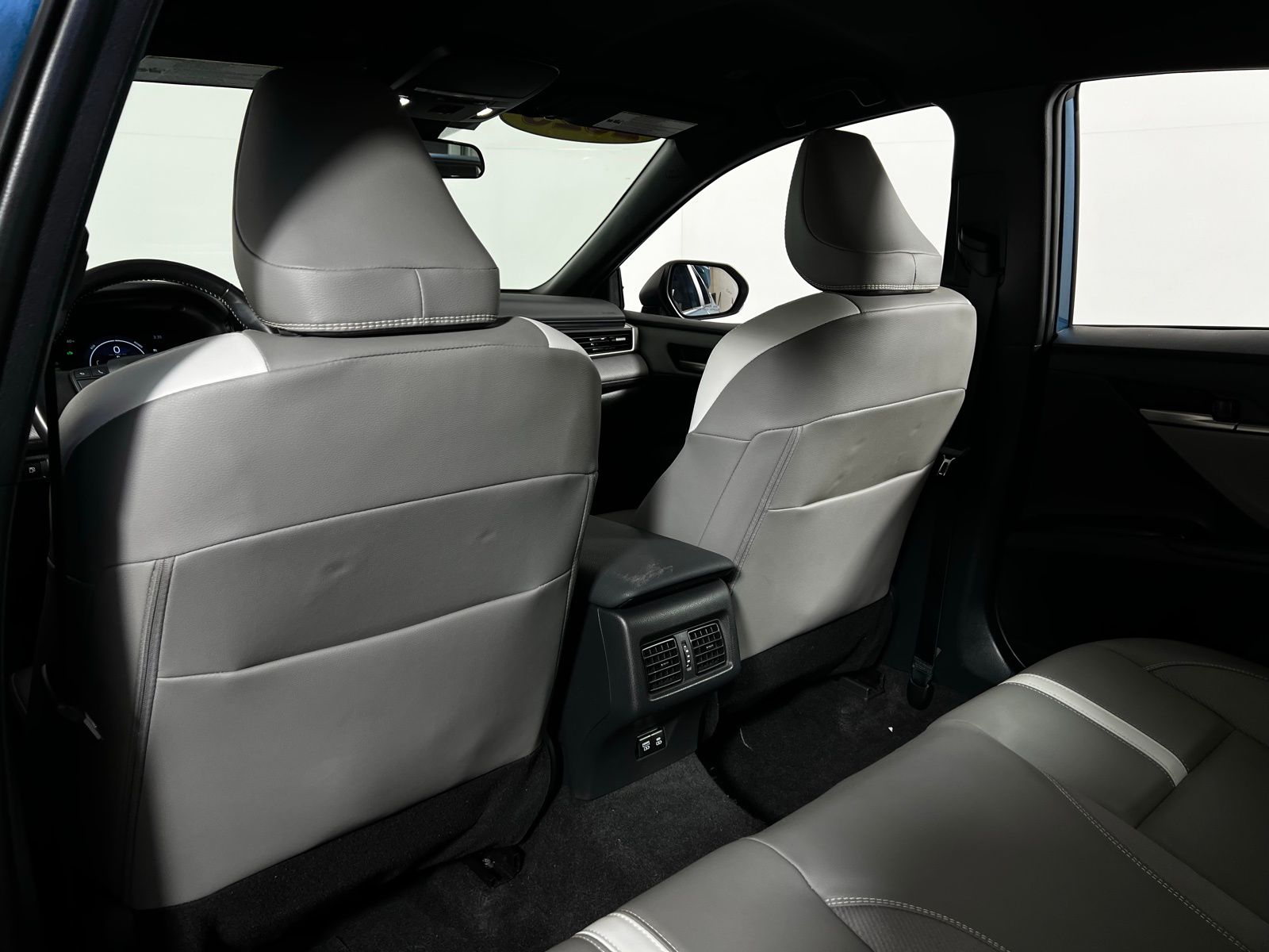 Thumbnail: 2025 Toyota Camry - 21