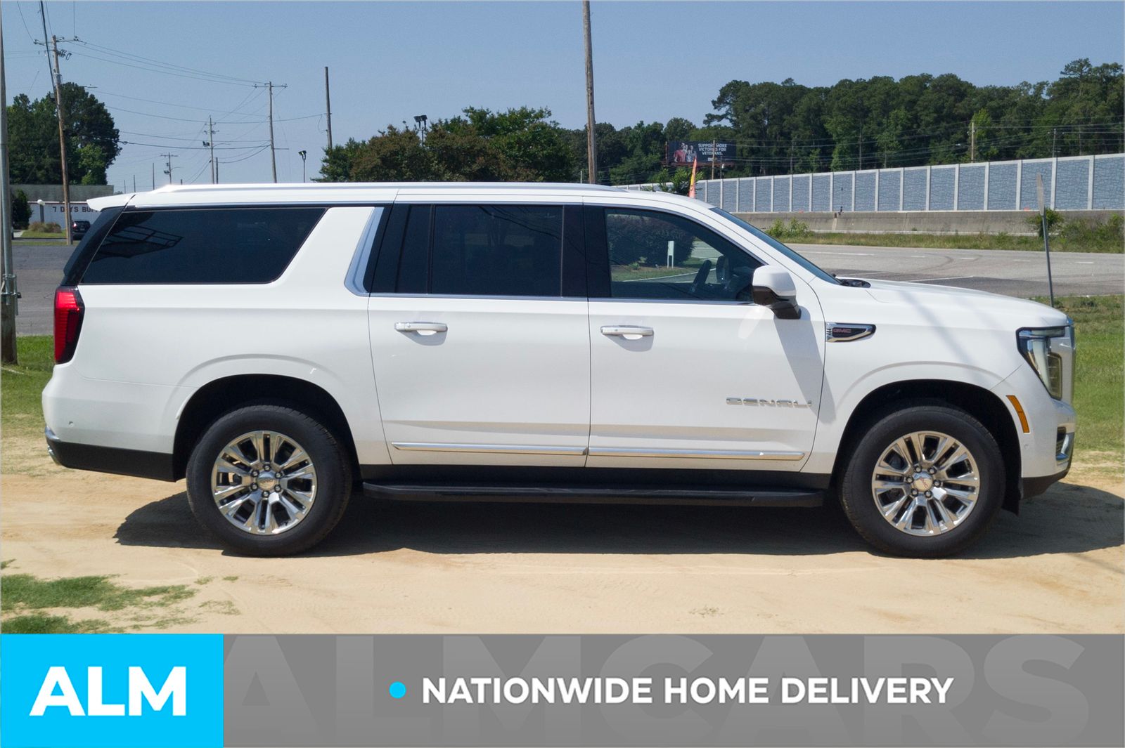 Used 2025 Summit White GMC Denali image 5