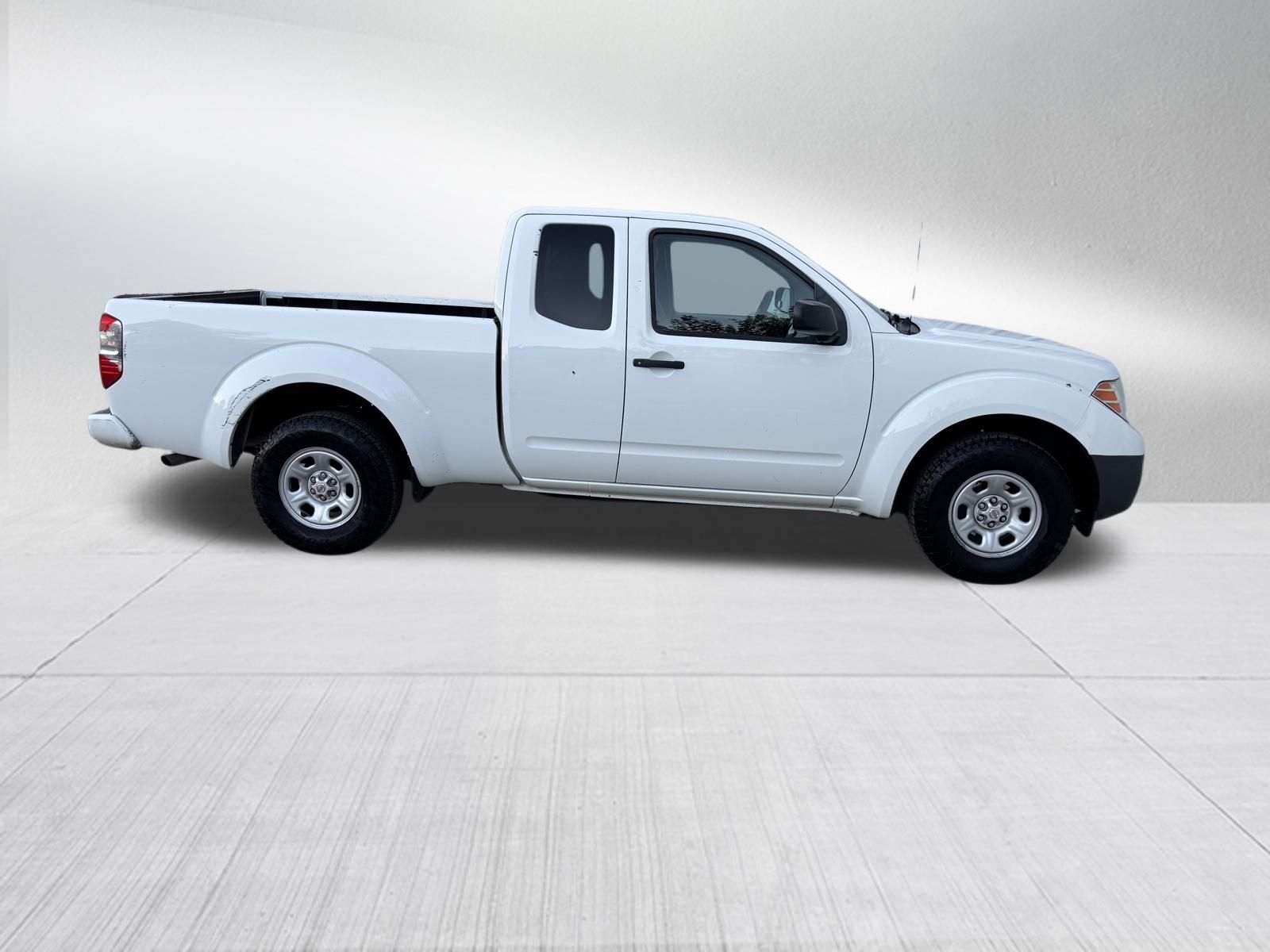 Used Car 2017 Nissan Frontier  S For Sale Under $10,000 In Austin, Texas