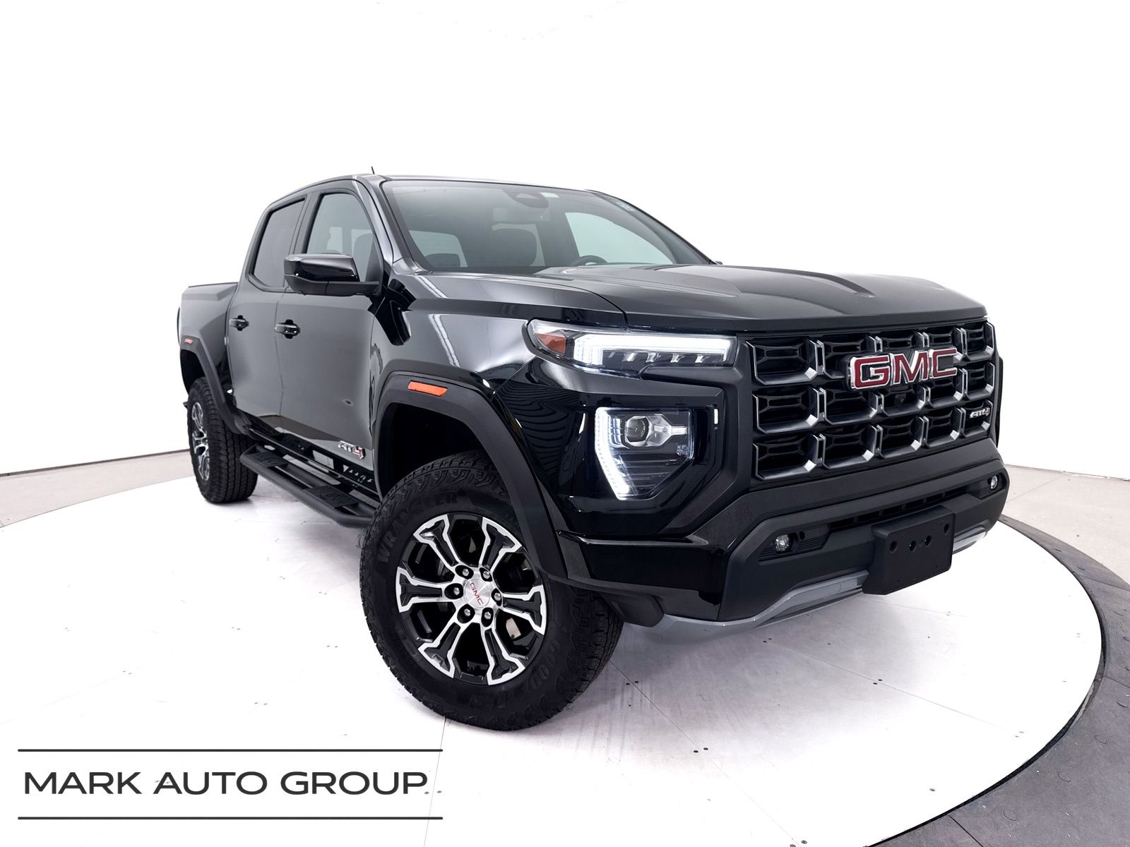 2023 GMC Canyon AT4