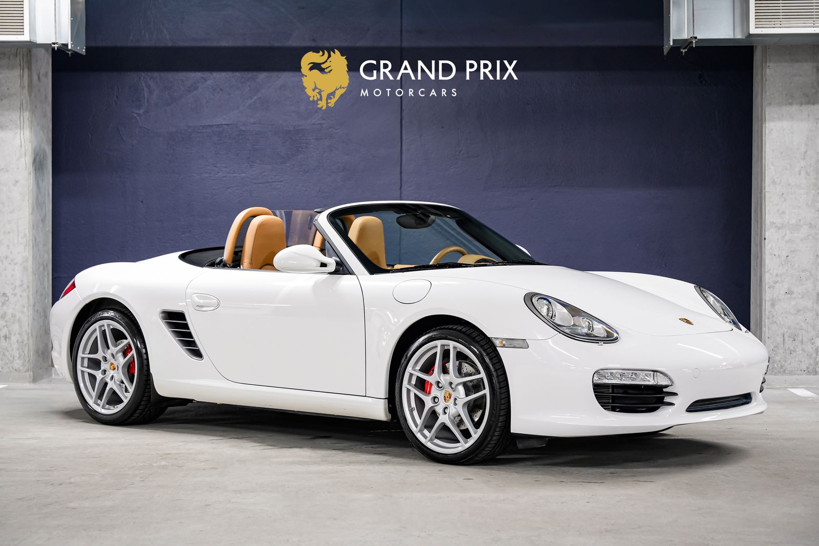 Carrara White 2010 Porsche Boxster Convertible Rear-Wheel Drive 6-Speed Manual Overdrive