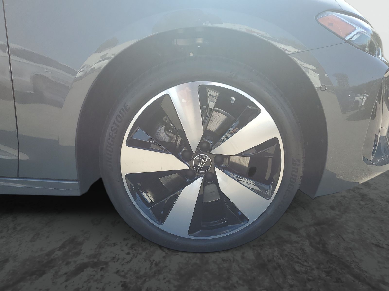 Vehicle photo