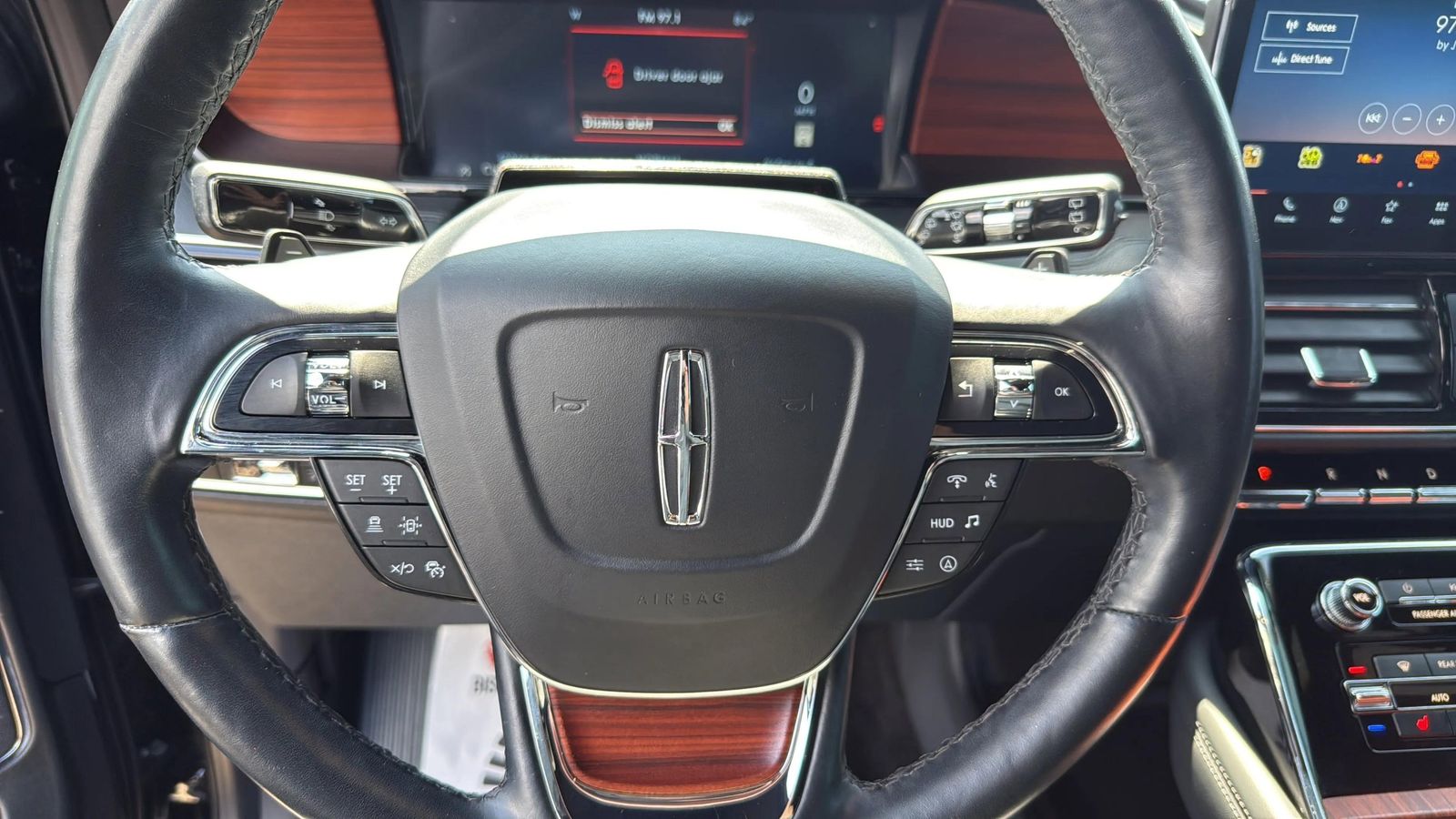 Used Car 2024 Lincoln Navigator  Reserve For Sale Under $70,000 In Austin, Texas