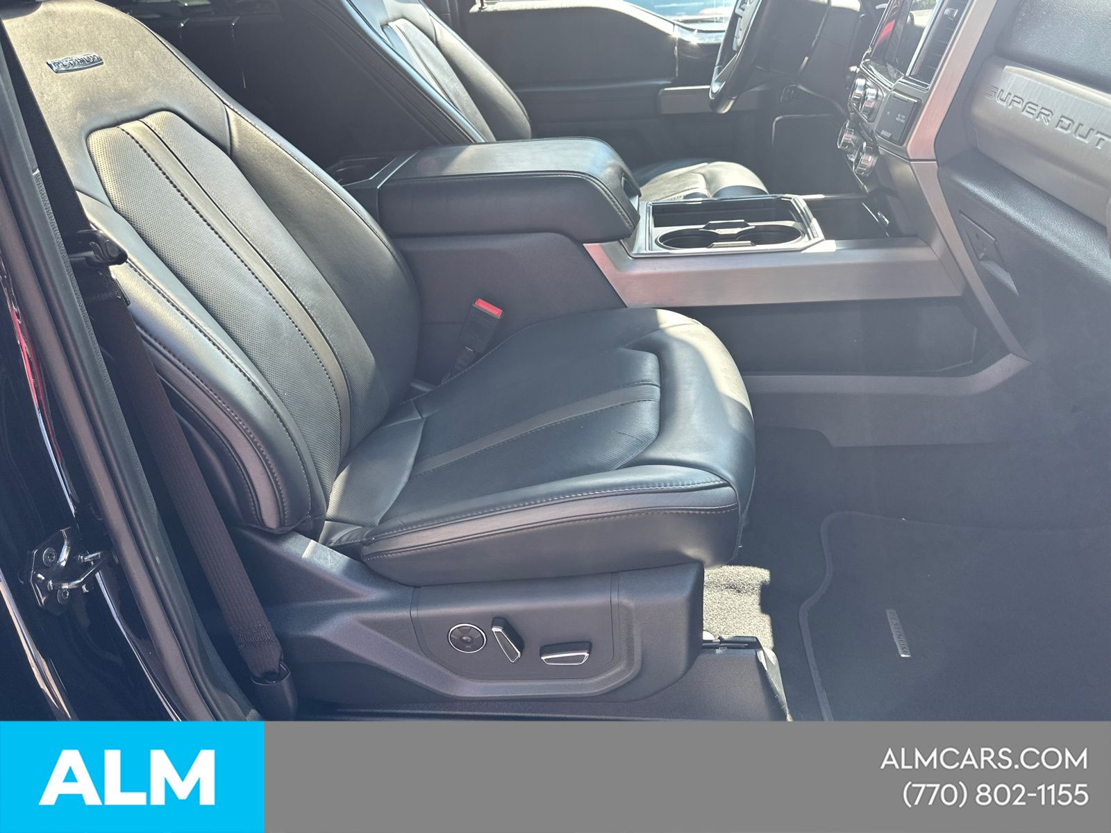 Used 2022 Black Ford Platinum image 31