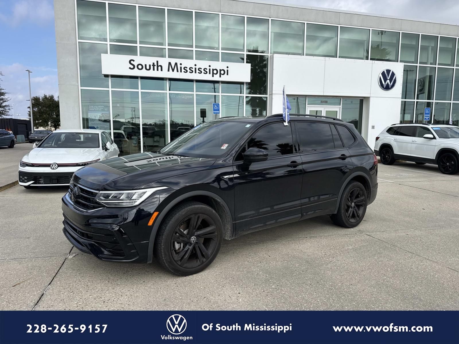 2024 Volkswagen Tiguan SE R-Line Black FWD