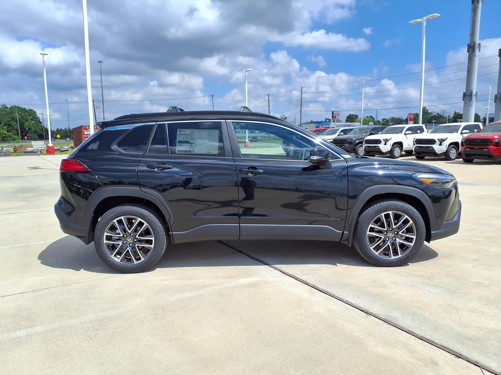 2026 Toyota Corolla Cross XLE - 4