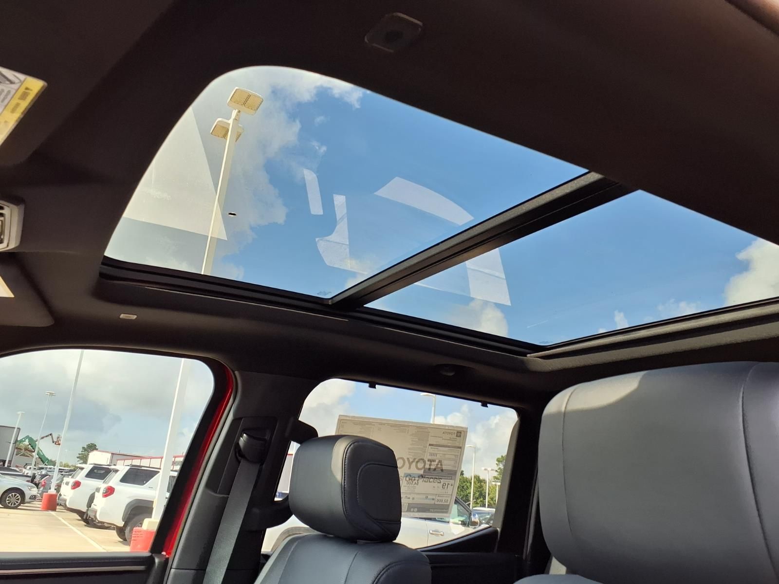 2026 Toyota Tundra Platinum - 8