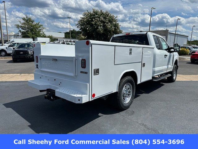 2025 Ford F-350 Super Duty Chassis Cab XL - Photo 6