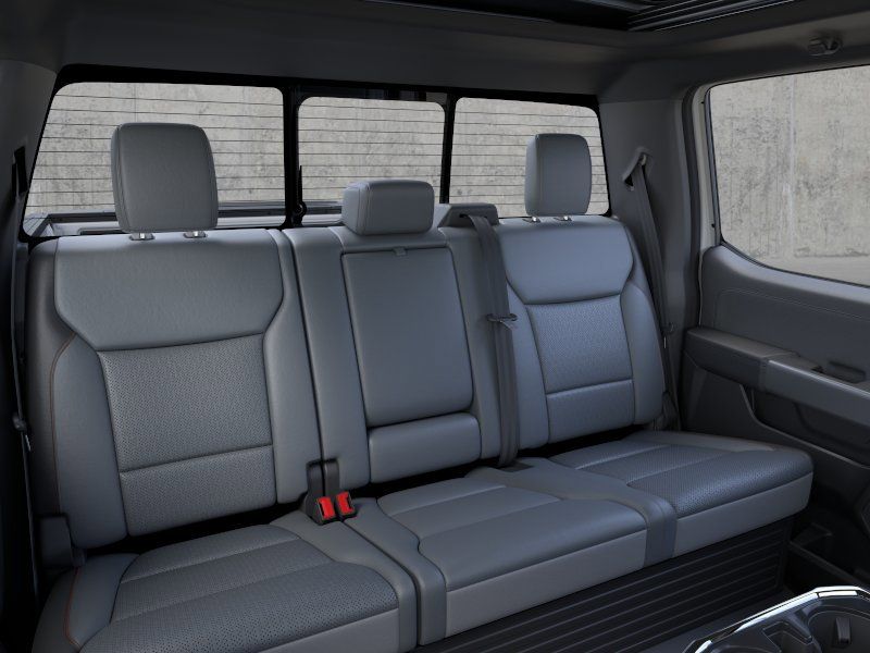 New 2025 Oxford White Ford Lariat image 11