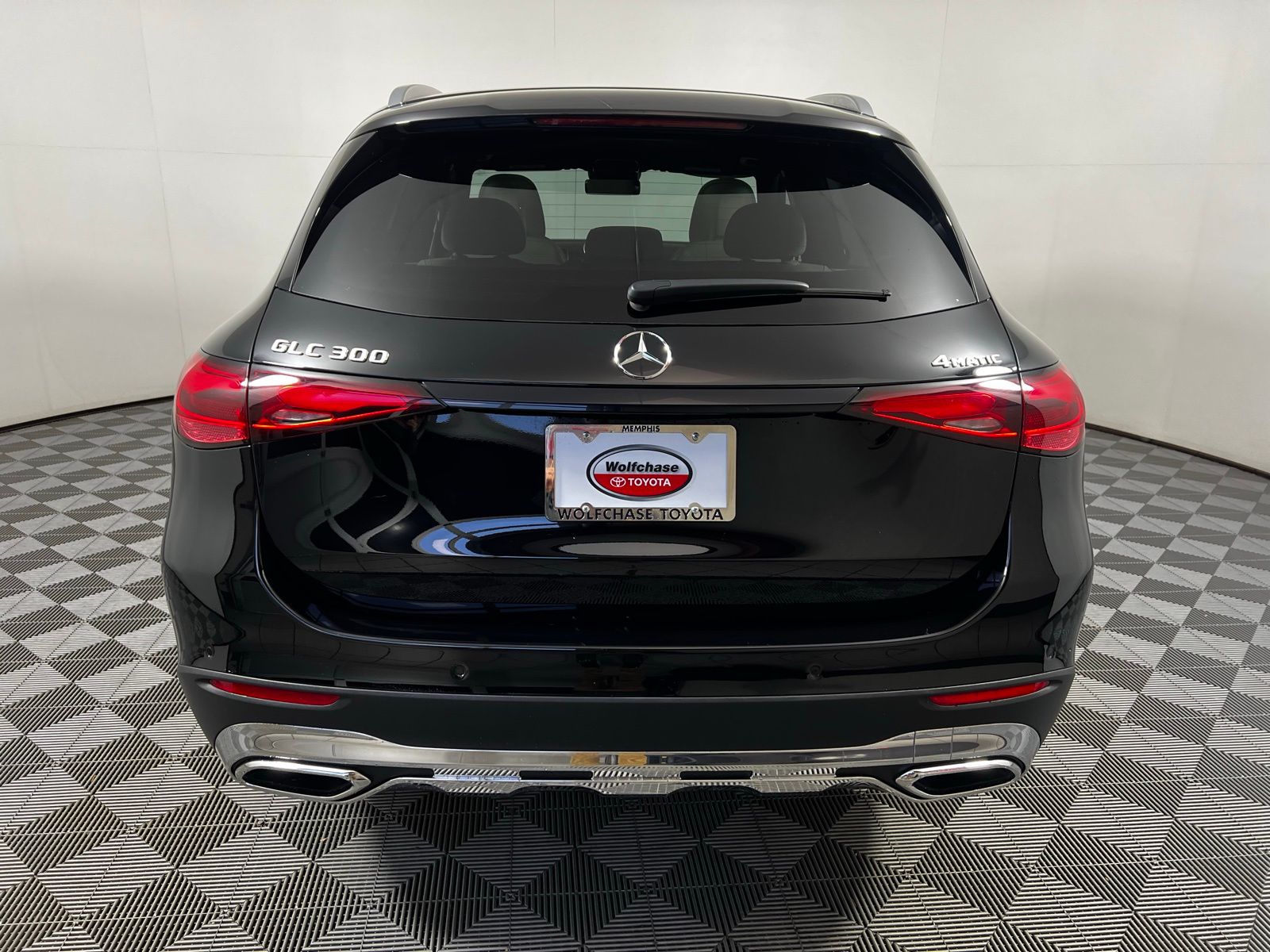 2024 Mercedes-Benz GLC 300 6