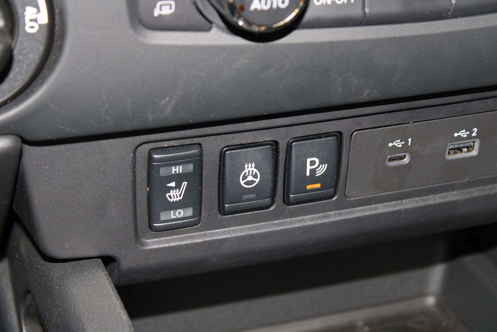 Used 2024 Blue Nissan SV image 22