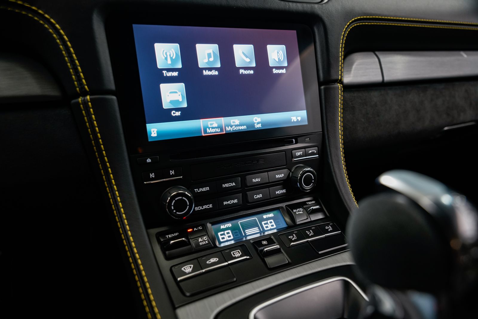 2021 Porsche 718 Cayman GT4 — photo 11