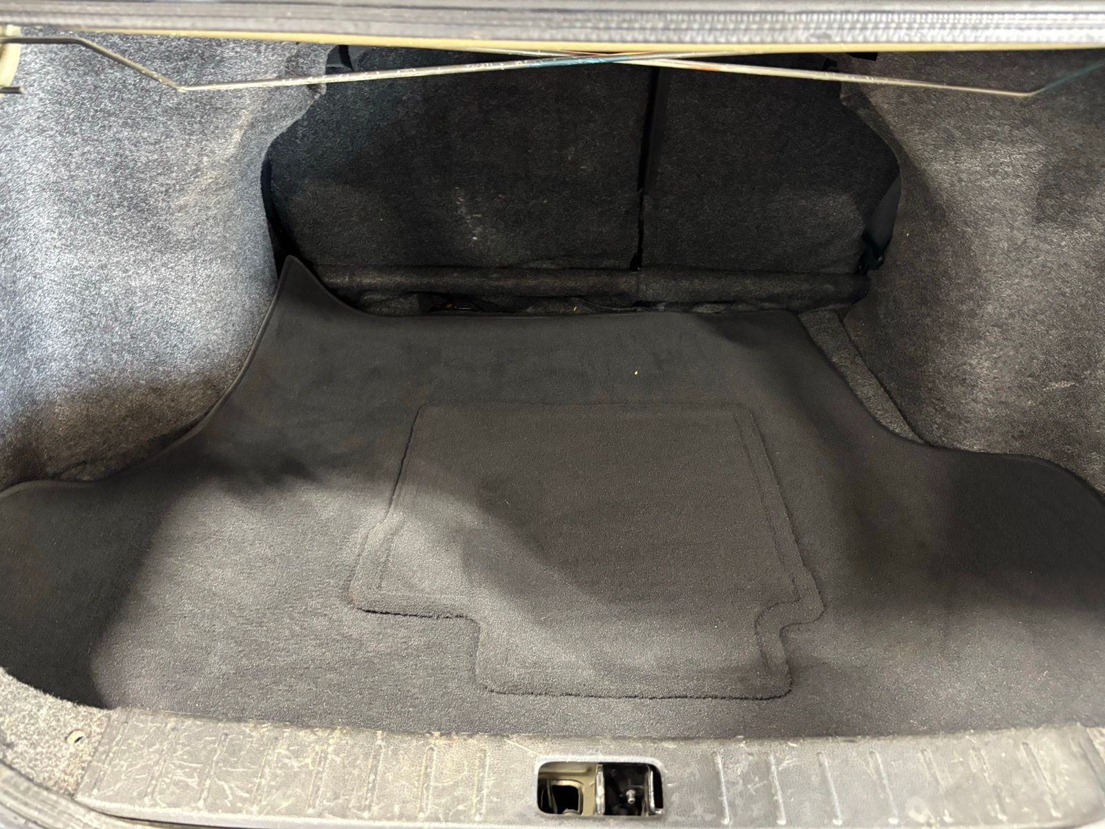 Used Car 2018 Nissan Versa  1.6 Sv For Sale Under $10,000 In Austin, Texas