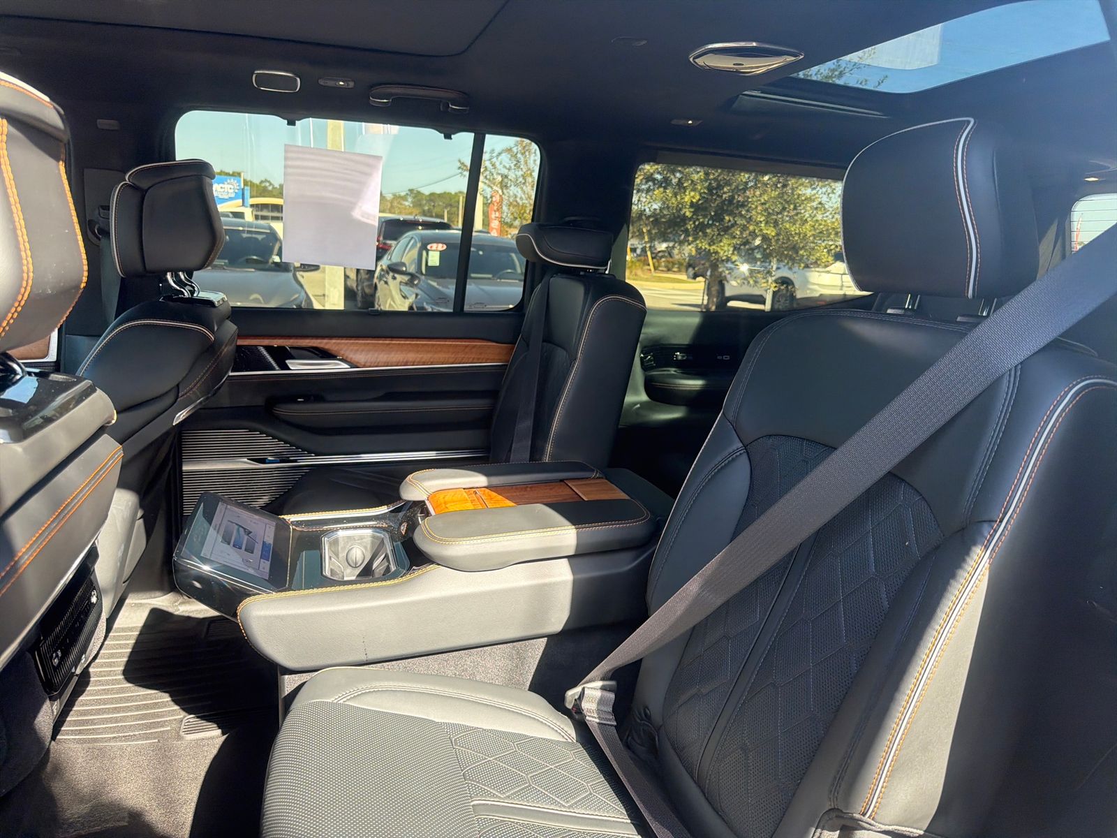 Used 2024 Jeep Grand Wagoneer Series III 4D Sport Utility