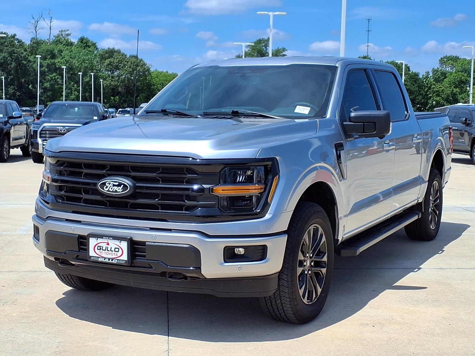 2024 Ford F-150 XLT - 2