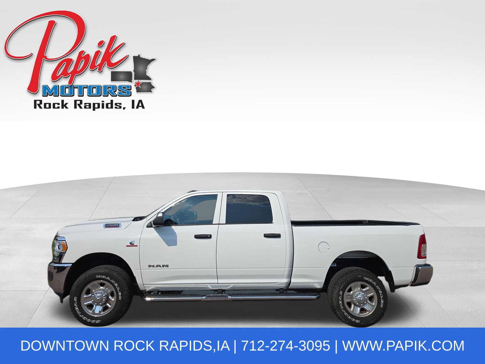 Bright White Clearcoat 2022 RAM 2500 Pickup Truck Four-Wheel Drive 6-Speed Automatic