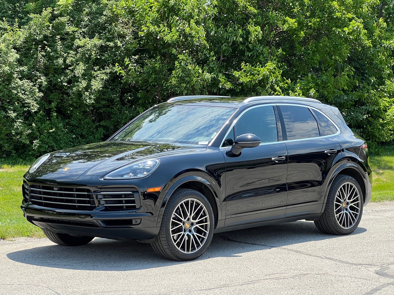 Black 2020 Porsche Cayenne AWD SUV / Crossover All-Wheel Drive 8-Speed Automatic