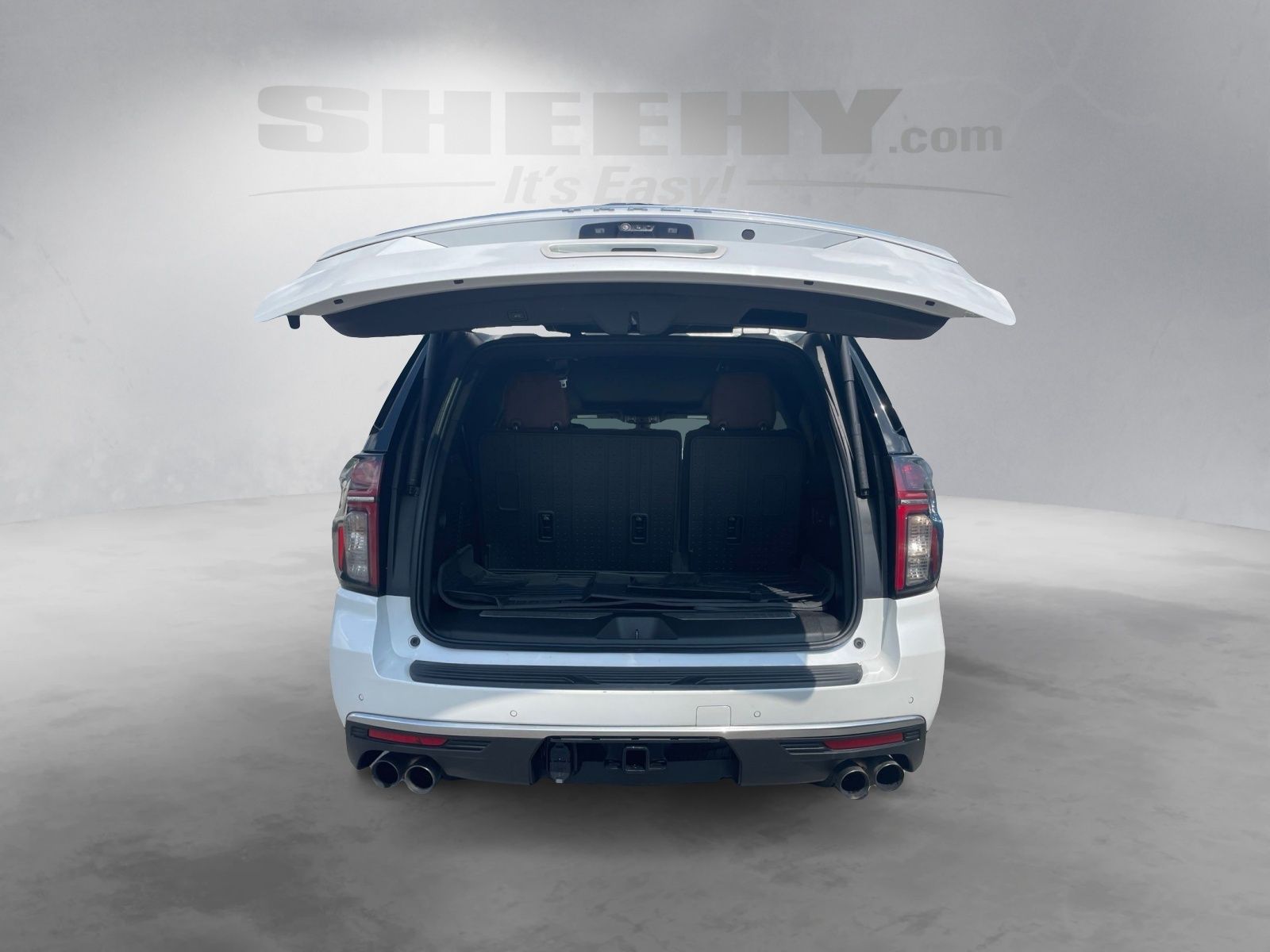 Used 2021 Pearl Chevrolet High Country image 17