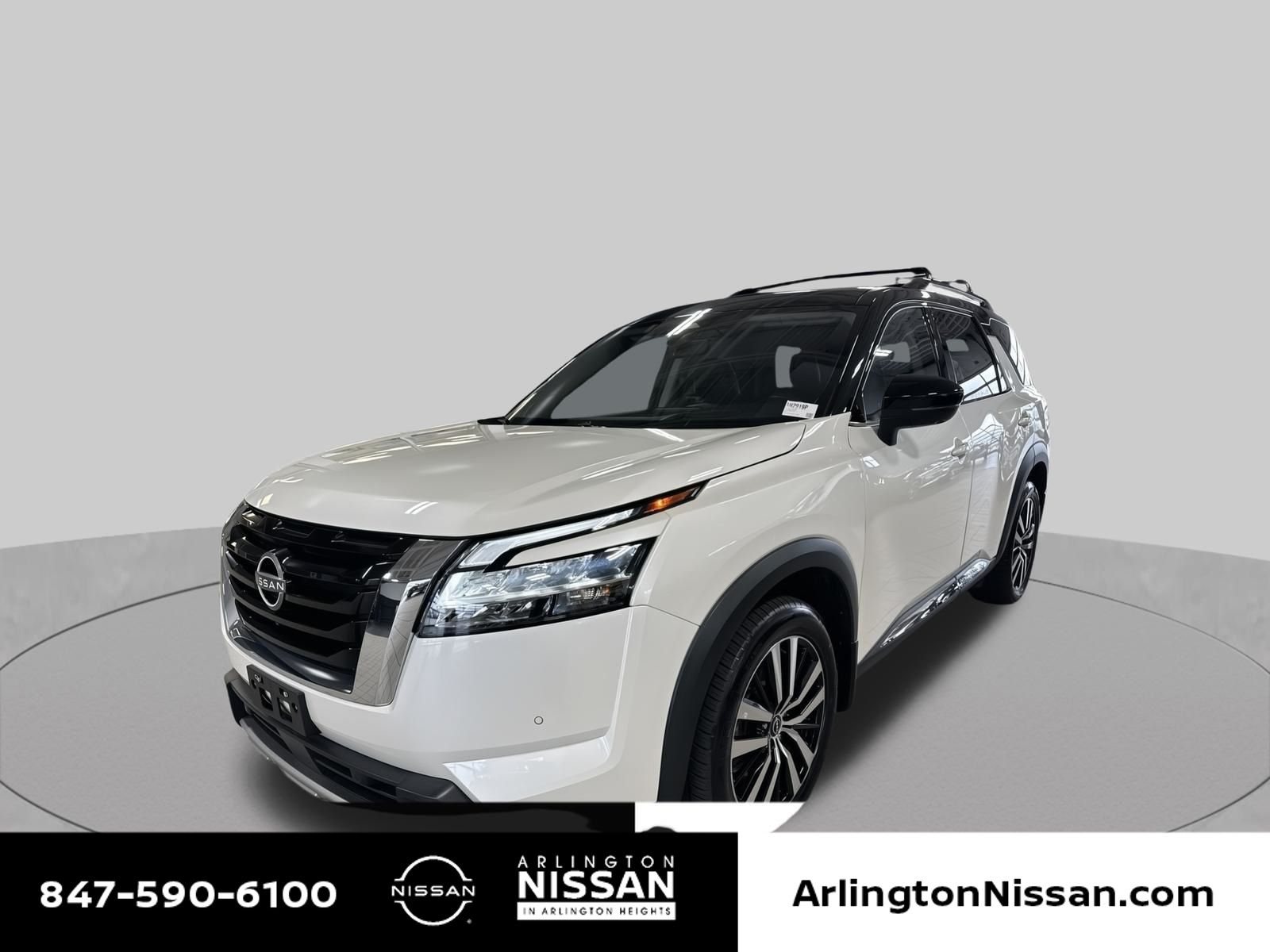 Pearl White Tricoat/Super Black 2023 Nissan Pathfinder SUV / Crossover All-Wheel Drive 9-Speed Automatic