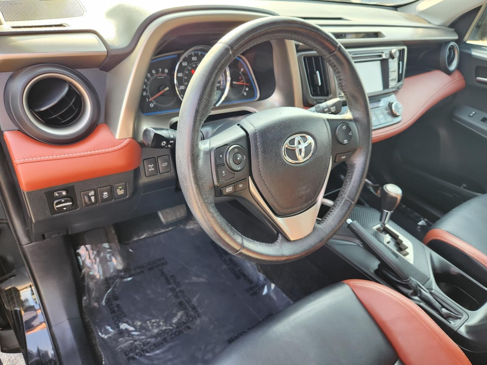 2013 Toyota RAV4 Limited 12