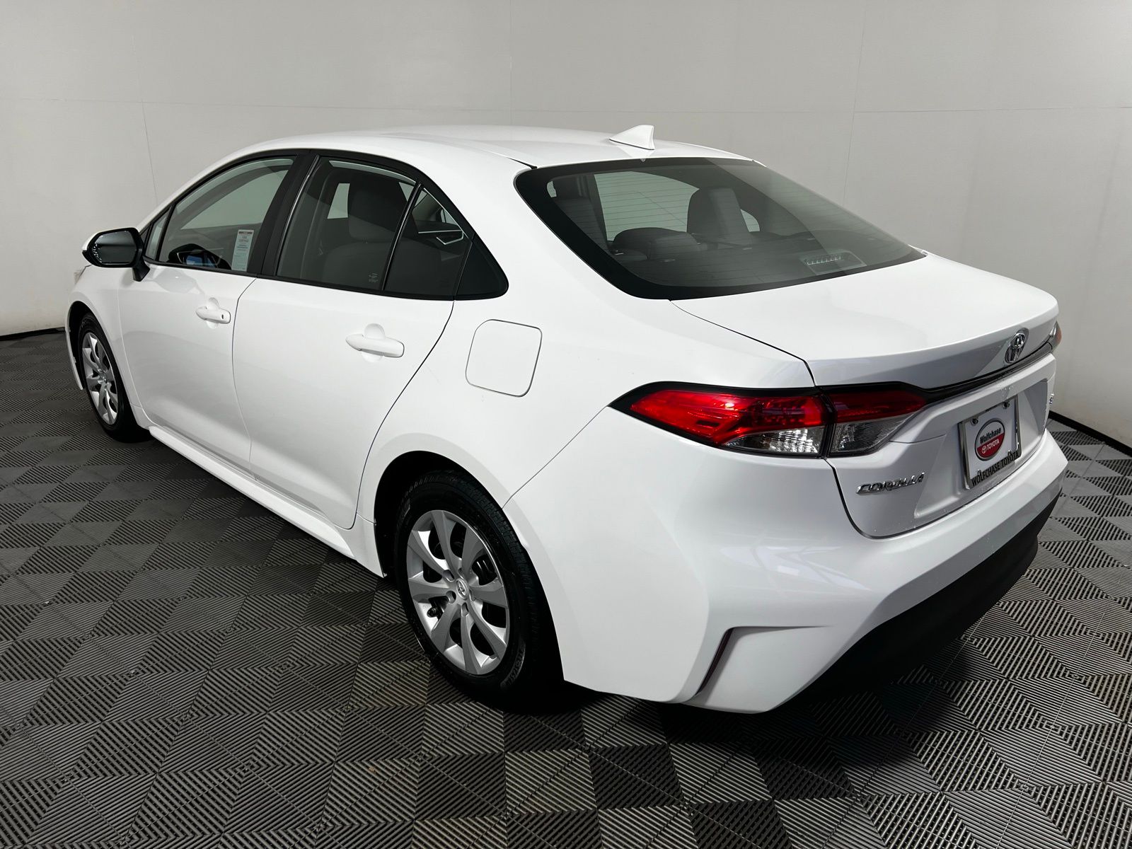 2023 Toyota Corolla LE 7