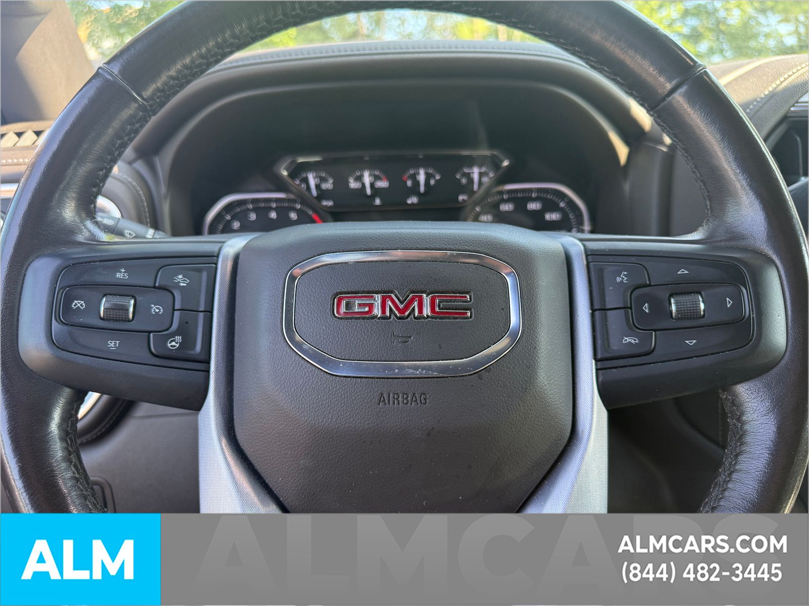 Used 2021 White GMC SLT image 27