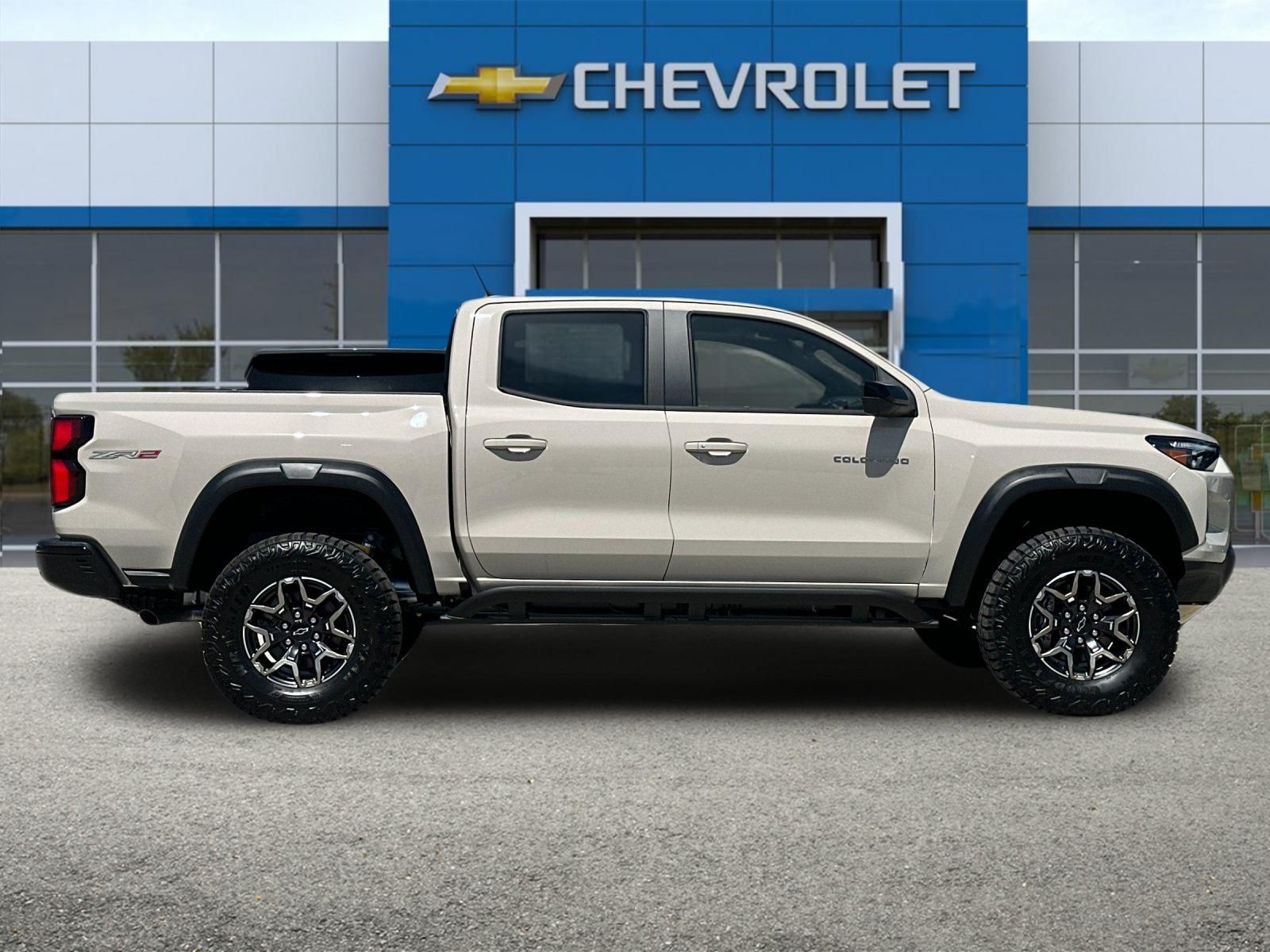 New 2026 White Chevrolet ZR2 image 3